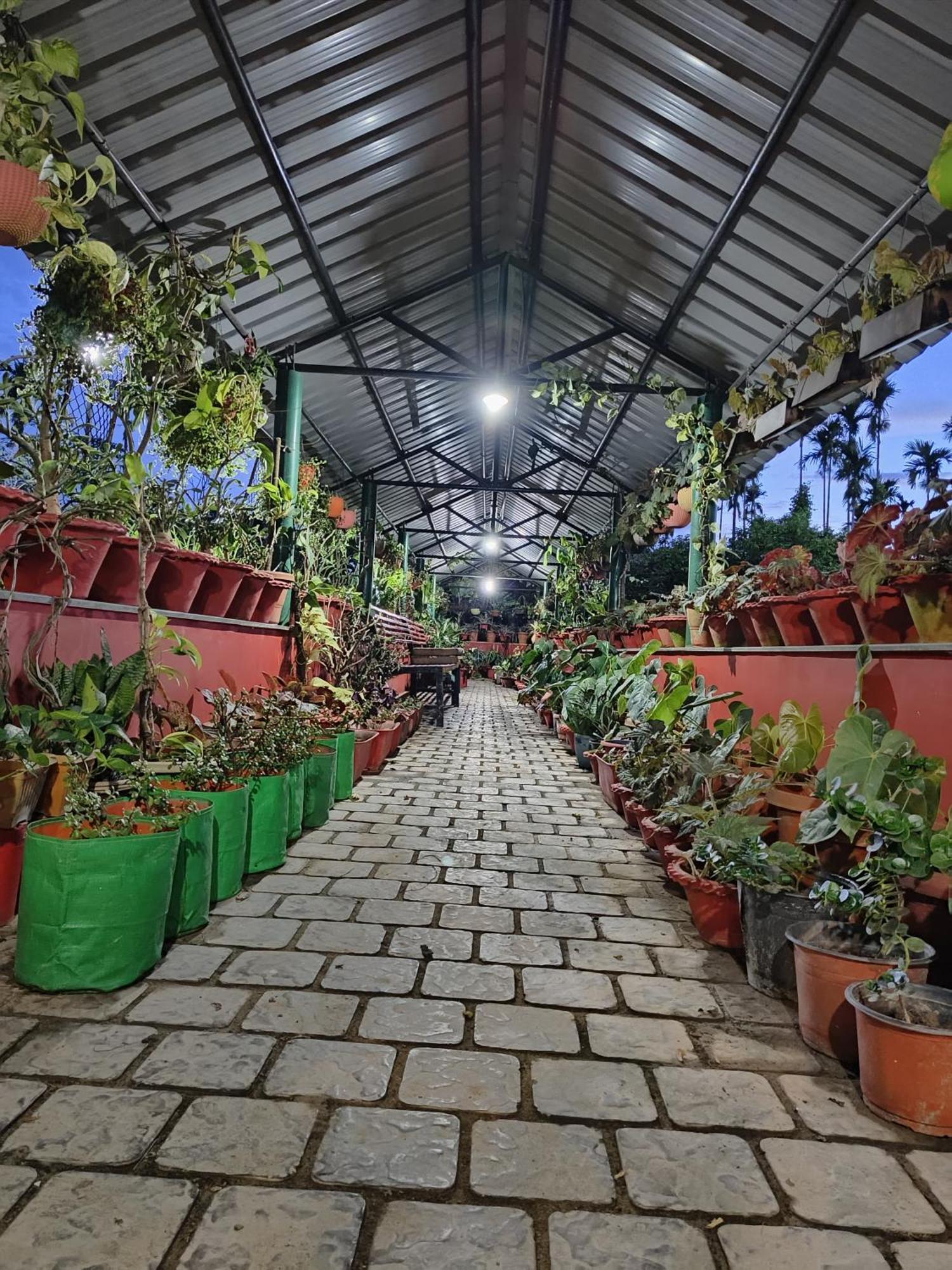 Jaanki Farms & Resorts Jorhāt Extérieur photo