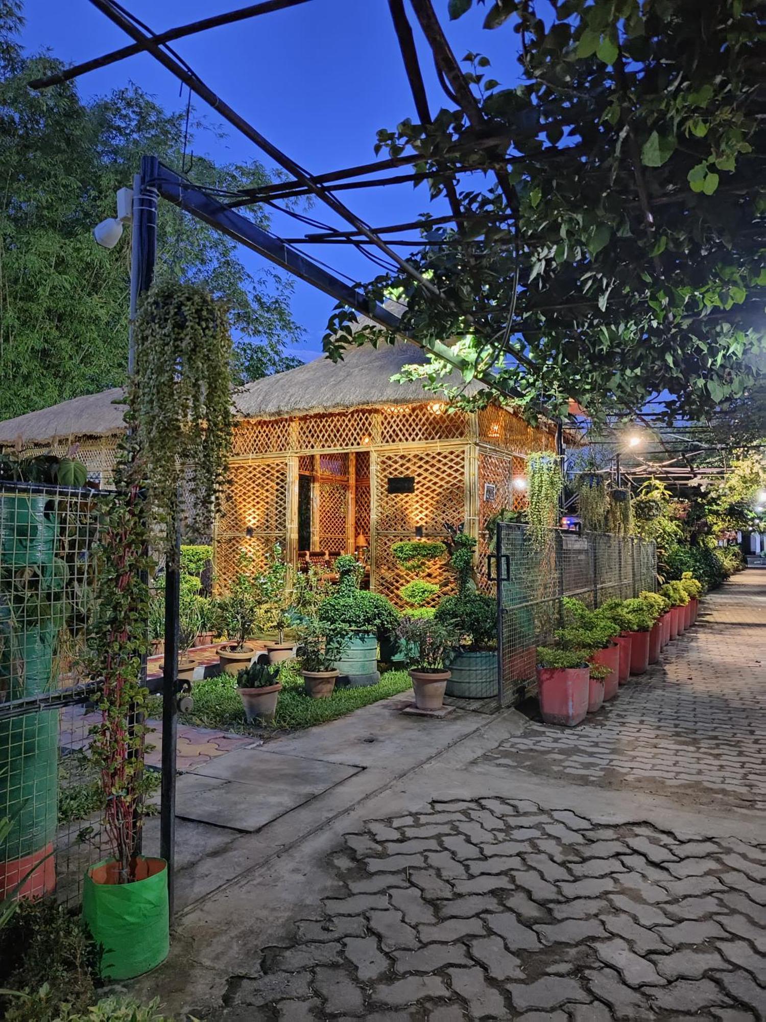 Jaanki Farms & Resorts Jorhāt Extérieur photo