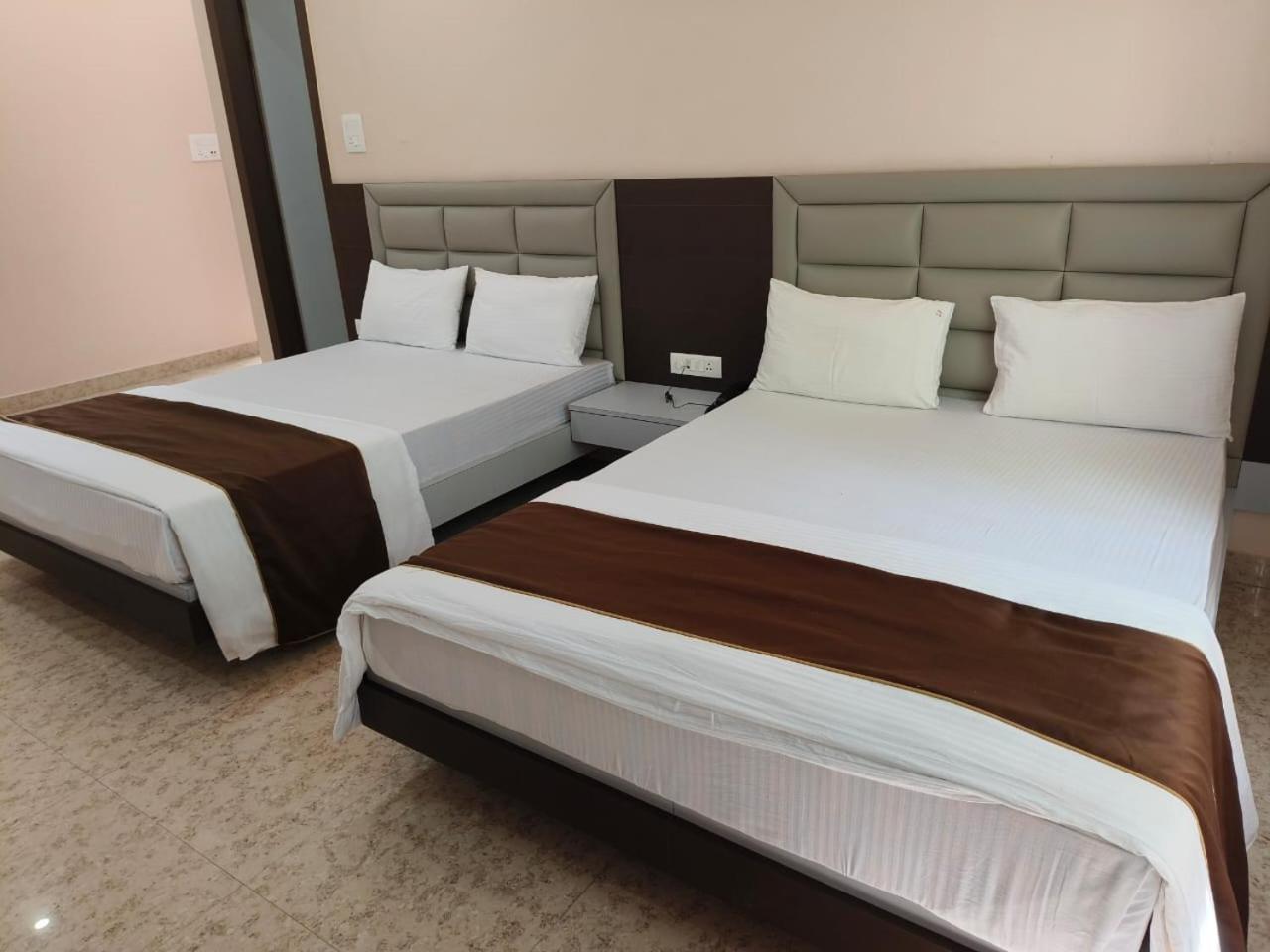Jaanki Farms & Resorts Jorhāt Extérieur photo